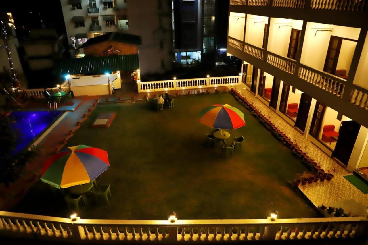 Rishikesh Grand Hotel Luaran gambar