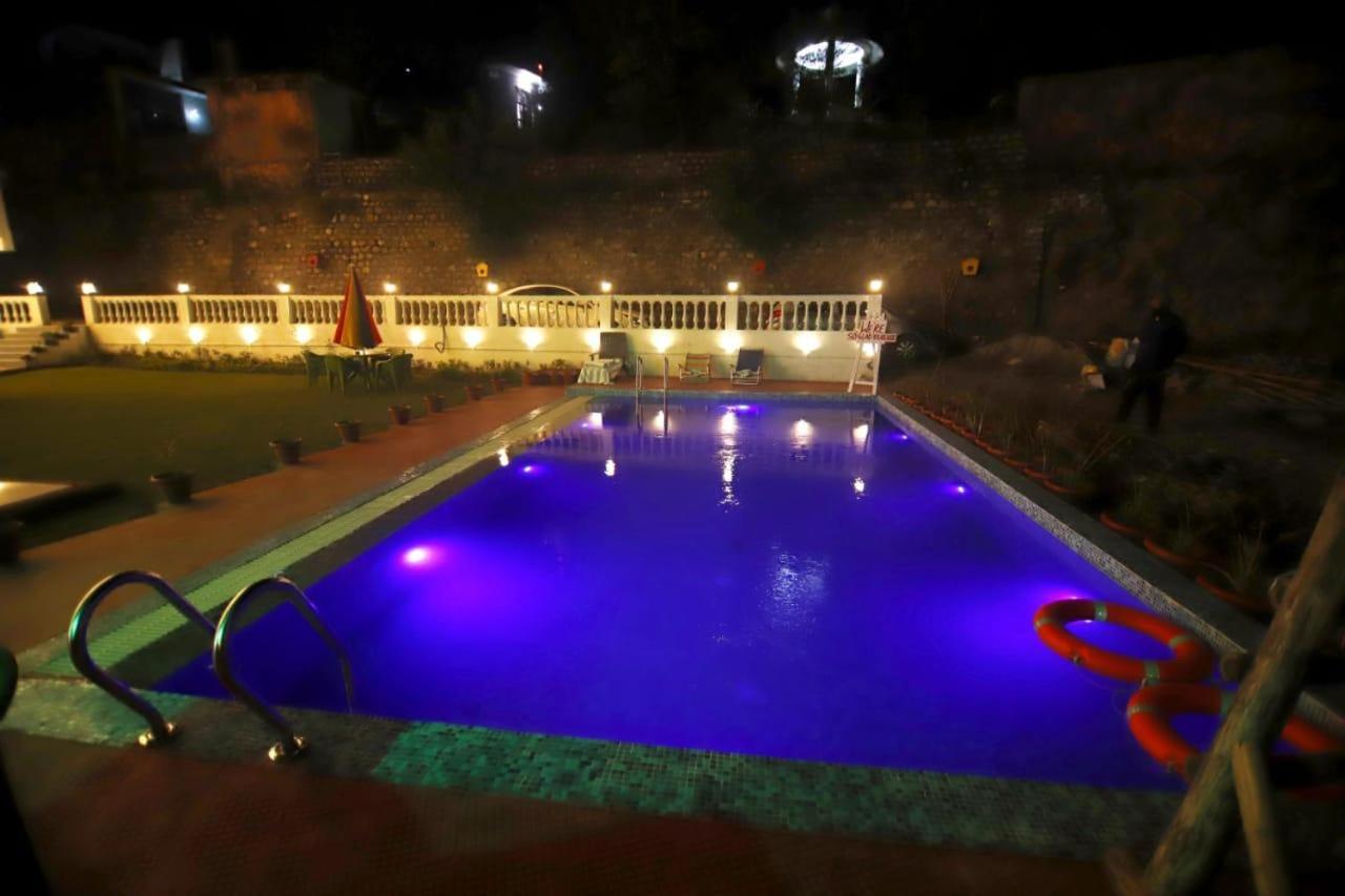 Rishikesh Grand Hotel Luaran gambar