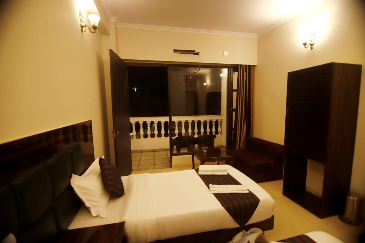 Rishikesh Grand Hotel Luaran gambar