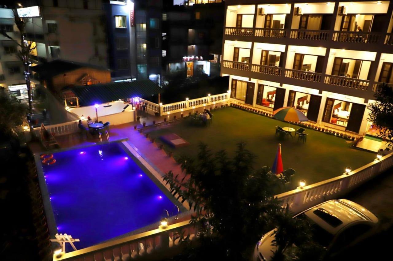 Rishikesh Grand Hotel Luaran gambar