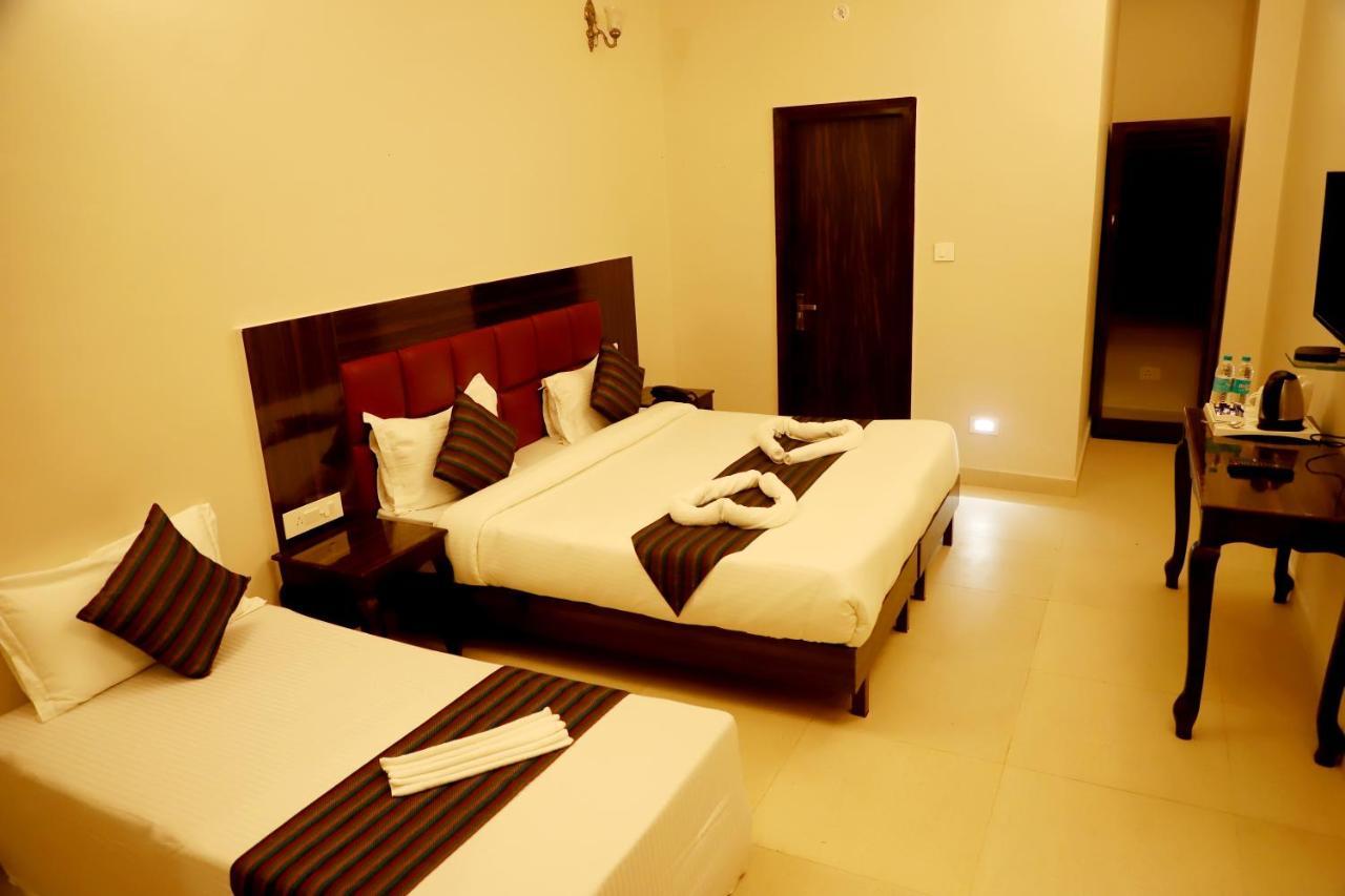Rishikesh Grand Hotel Luaran gambar