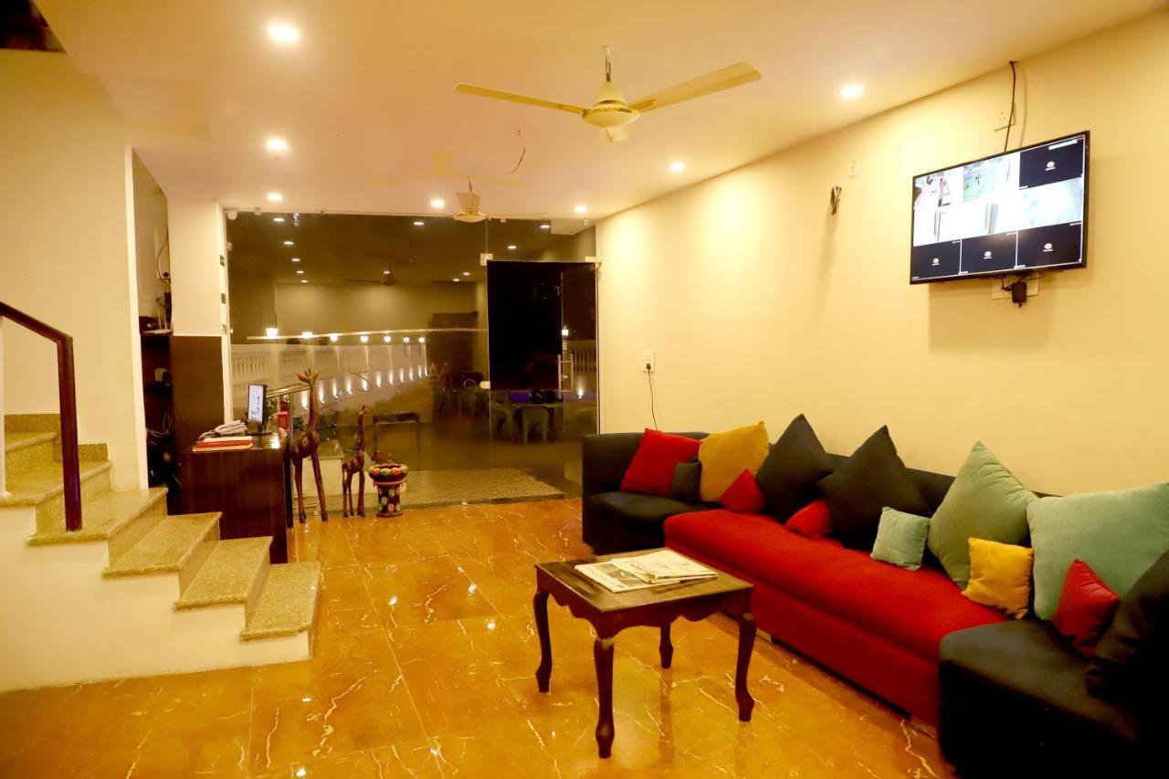 Rishikesh Grand Hotel Luaran gambar