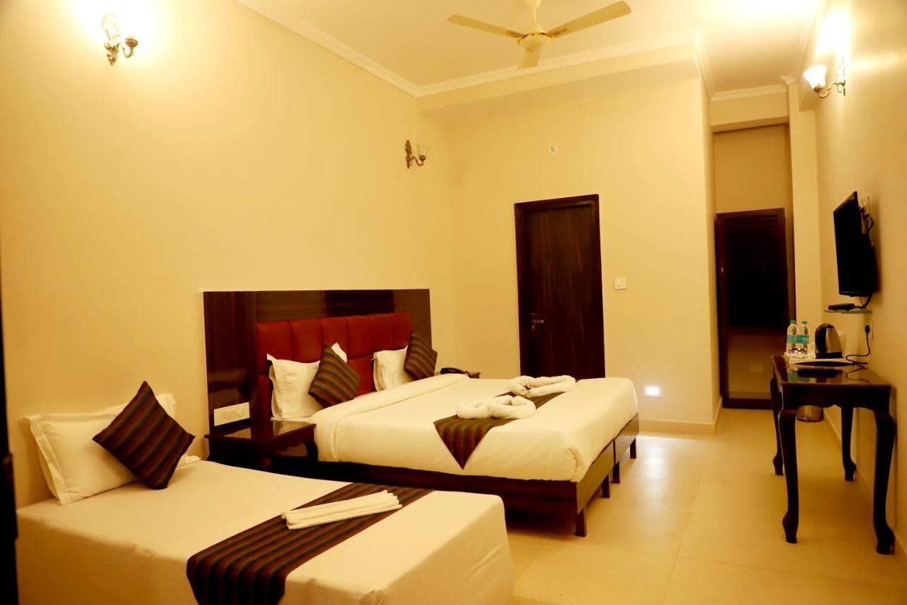 Rishikesh Grand Hotel Luaran gambar